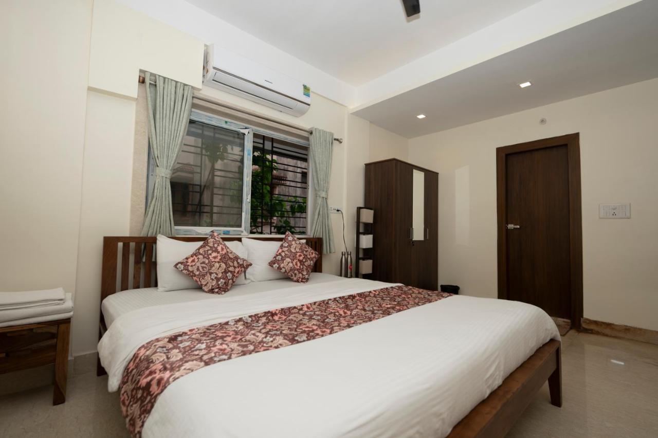 Lakeside Suites Kolkata Exterior photo