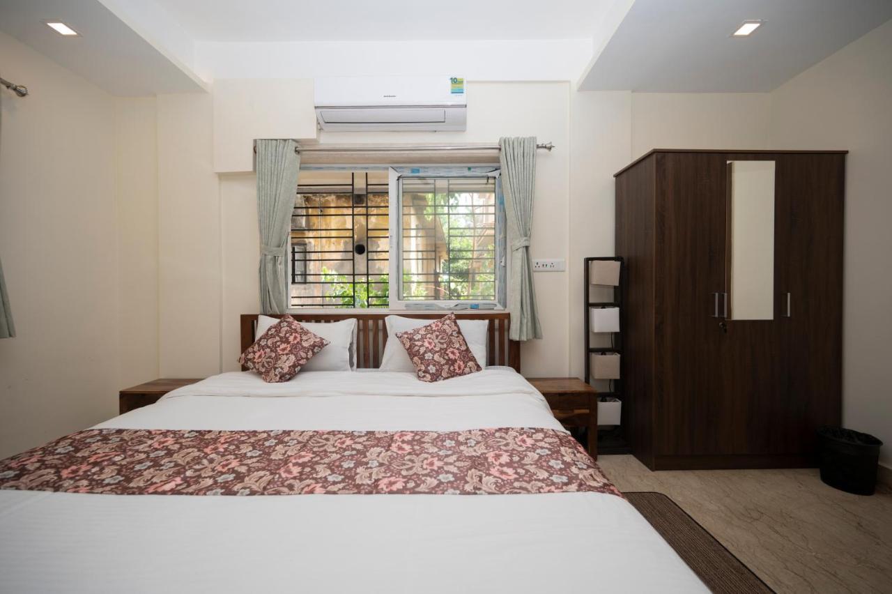 Lakeside Suites Kolkata Exterior photo